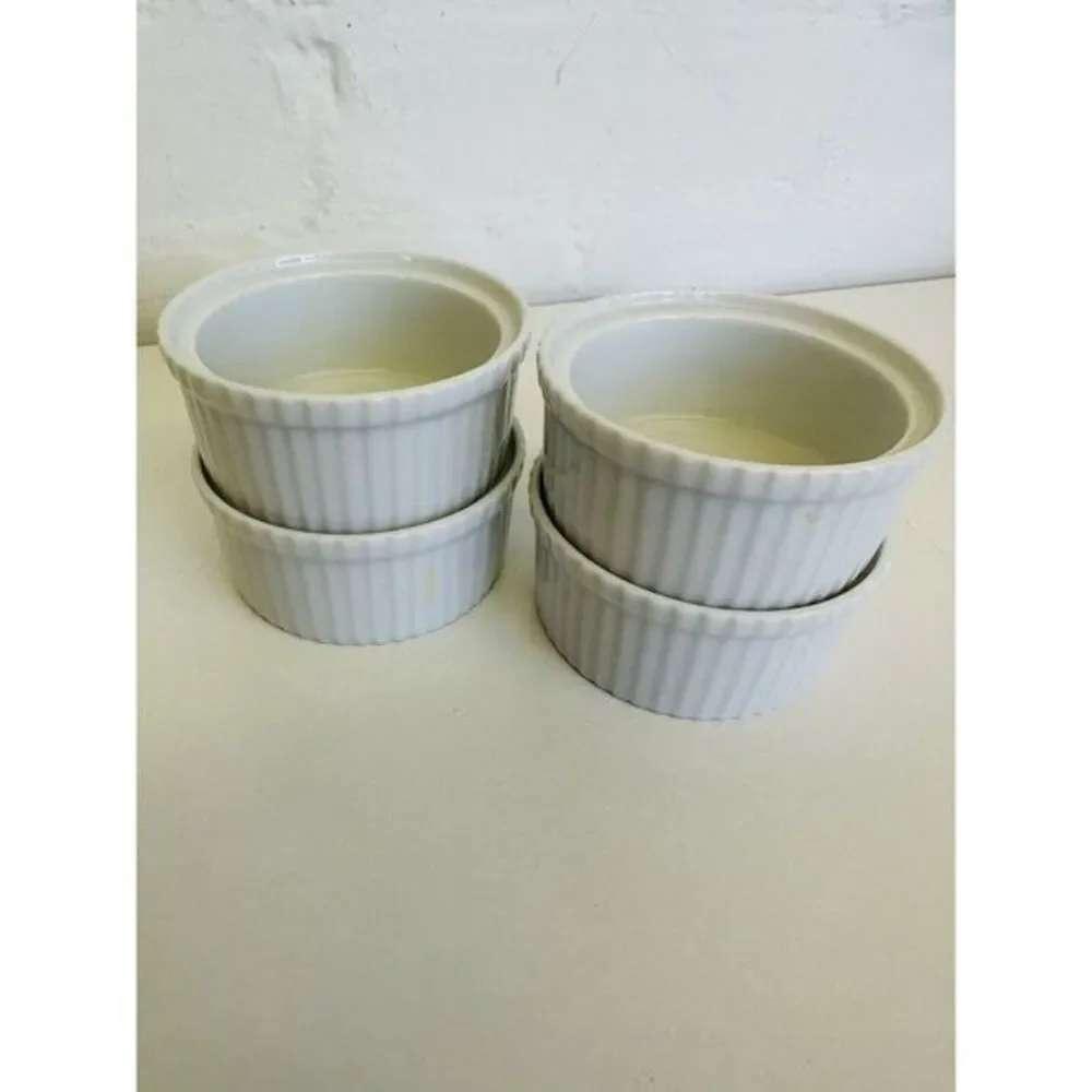 Set Of 4 White‎ Oven Proof Vintage White Ramekins Baking Dishes See Photos